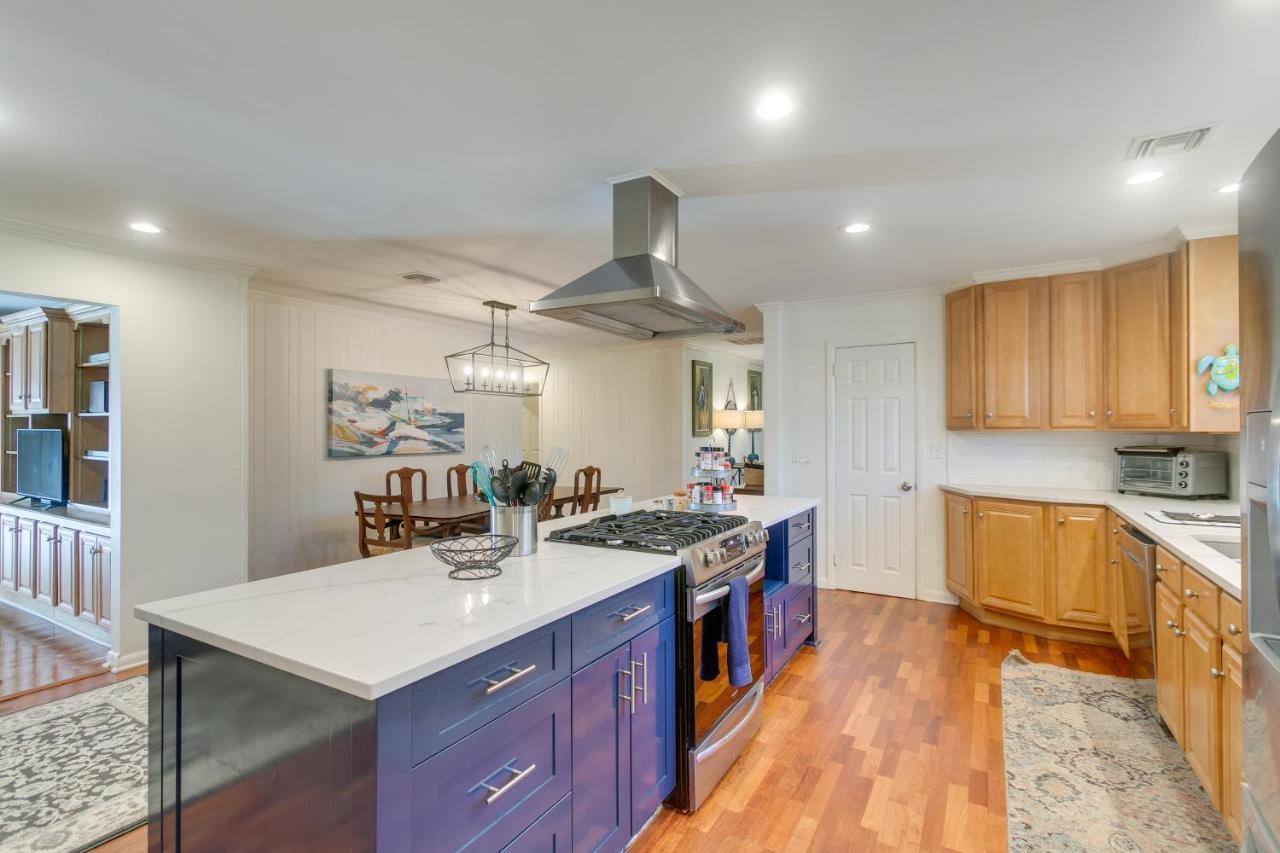 Spacious St Simons Island Vacation Rental With Pool! St. Simons Island Ngoại thất bức ảnh