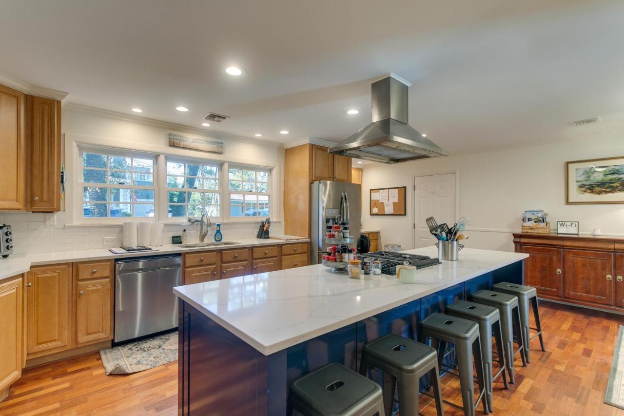 Spacious St Simons Island Vacation Rental With Pool! St. Simons Island Ngoại thất bức ảnh