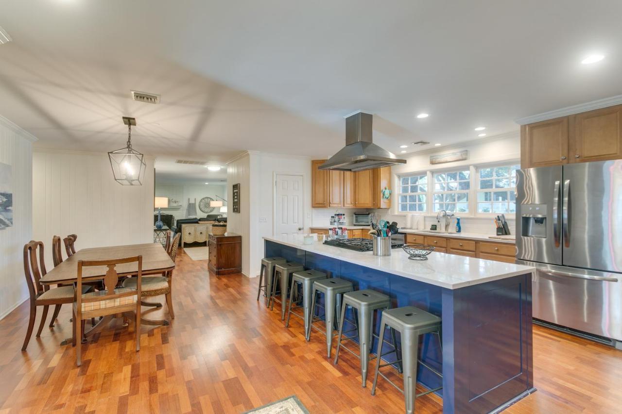 Spacious St Simons Island Vacation Rental With Pool! St. Simons Island Ngoại thất bức ảnh