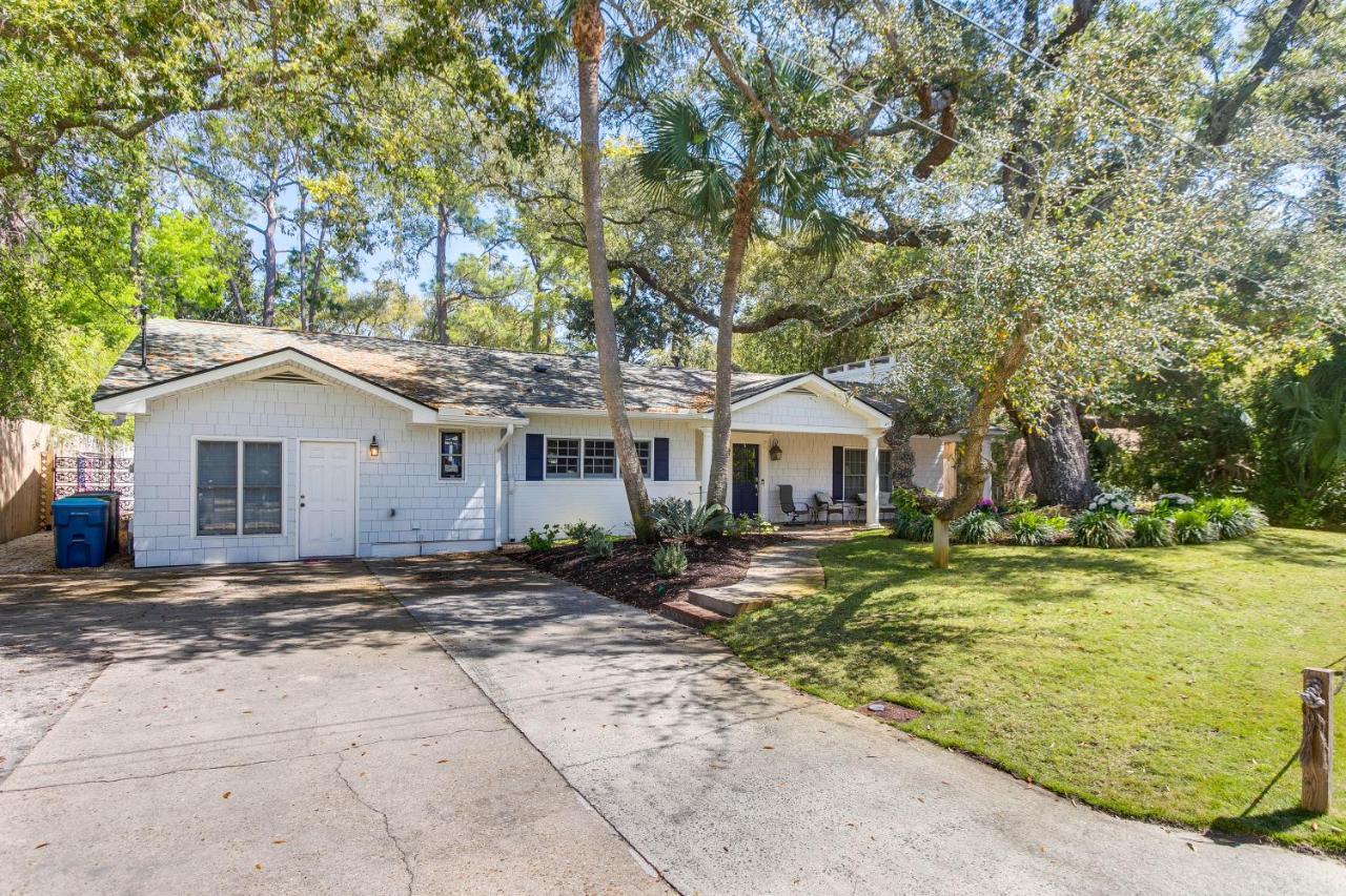 Spacious St Simons Island Vacation Rental With Pool! St. Simons Island Ngoại thất bức ảnh